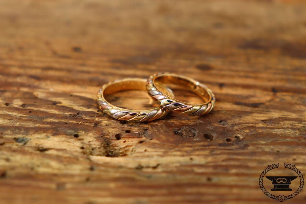 Drachenschuppen Eheringe Tricolor