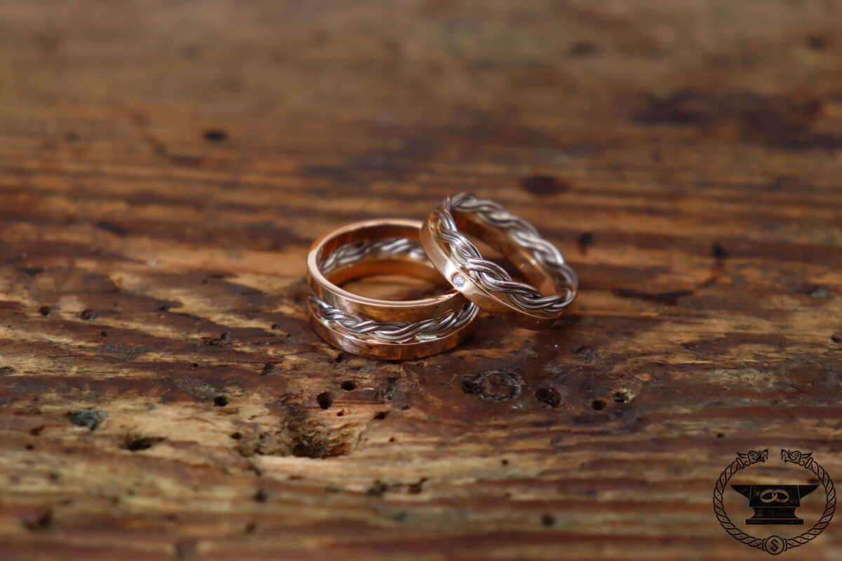 Eheringe halbmassiv Weissgold Rotgold