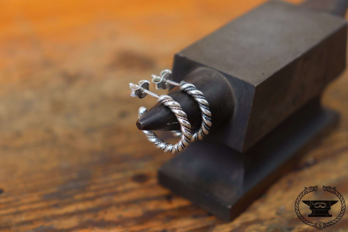 Ohrstecker Sterlingsilber tordiert