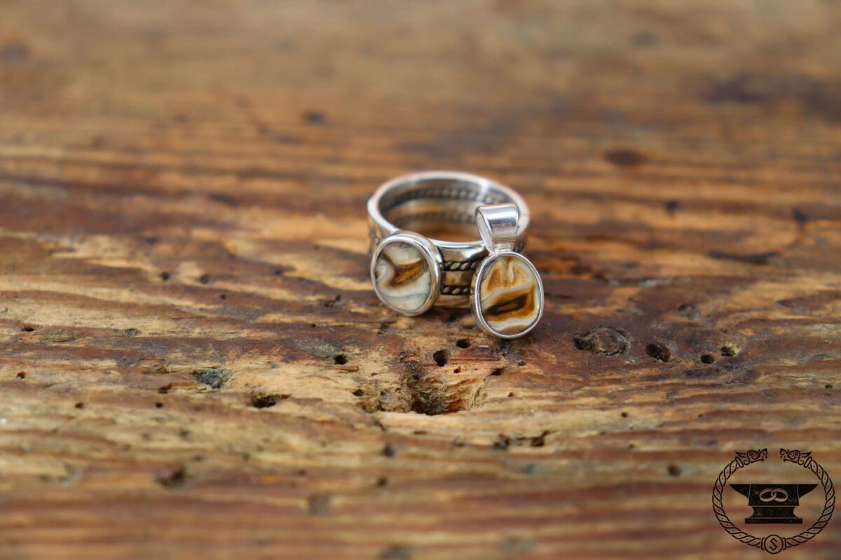 Ring und Anhänger Sterlingsilber Pferdezahn