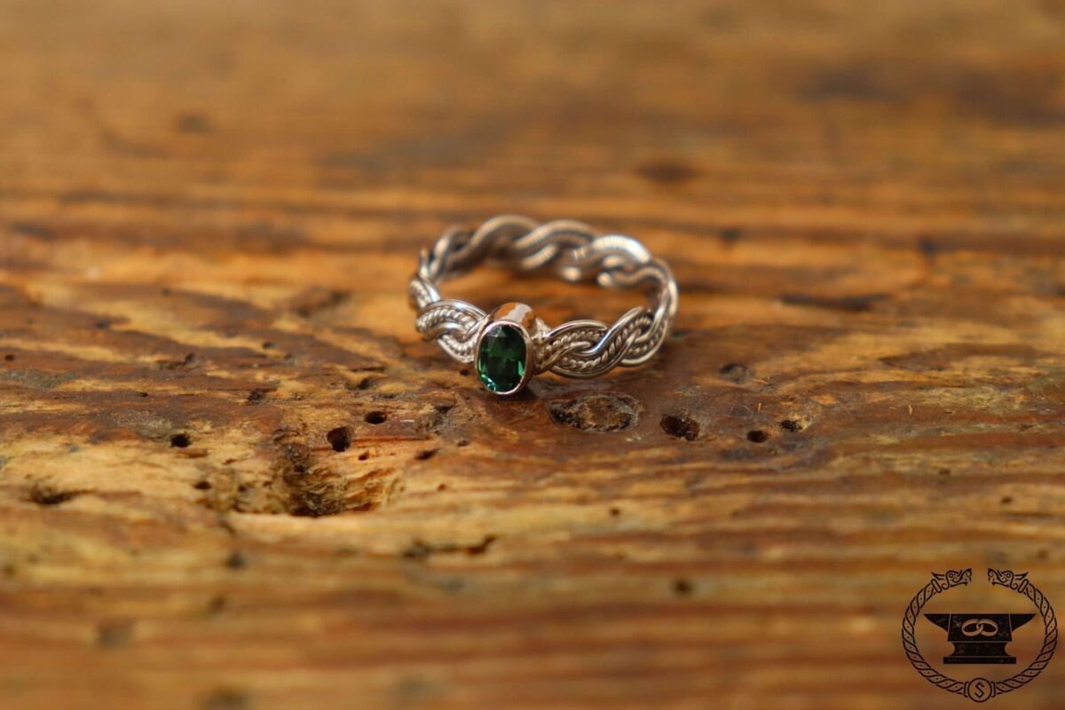 Verlobungsring Weissgold 585 mit Turmalin